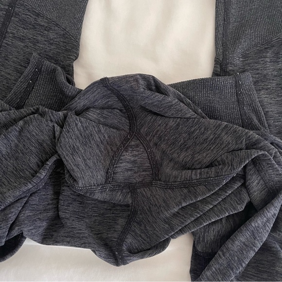 ❌SOLD❌Alosoft Lounge Legging - Picture 5 of 5